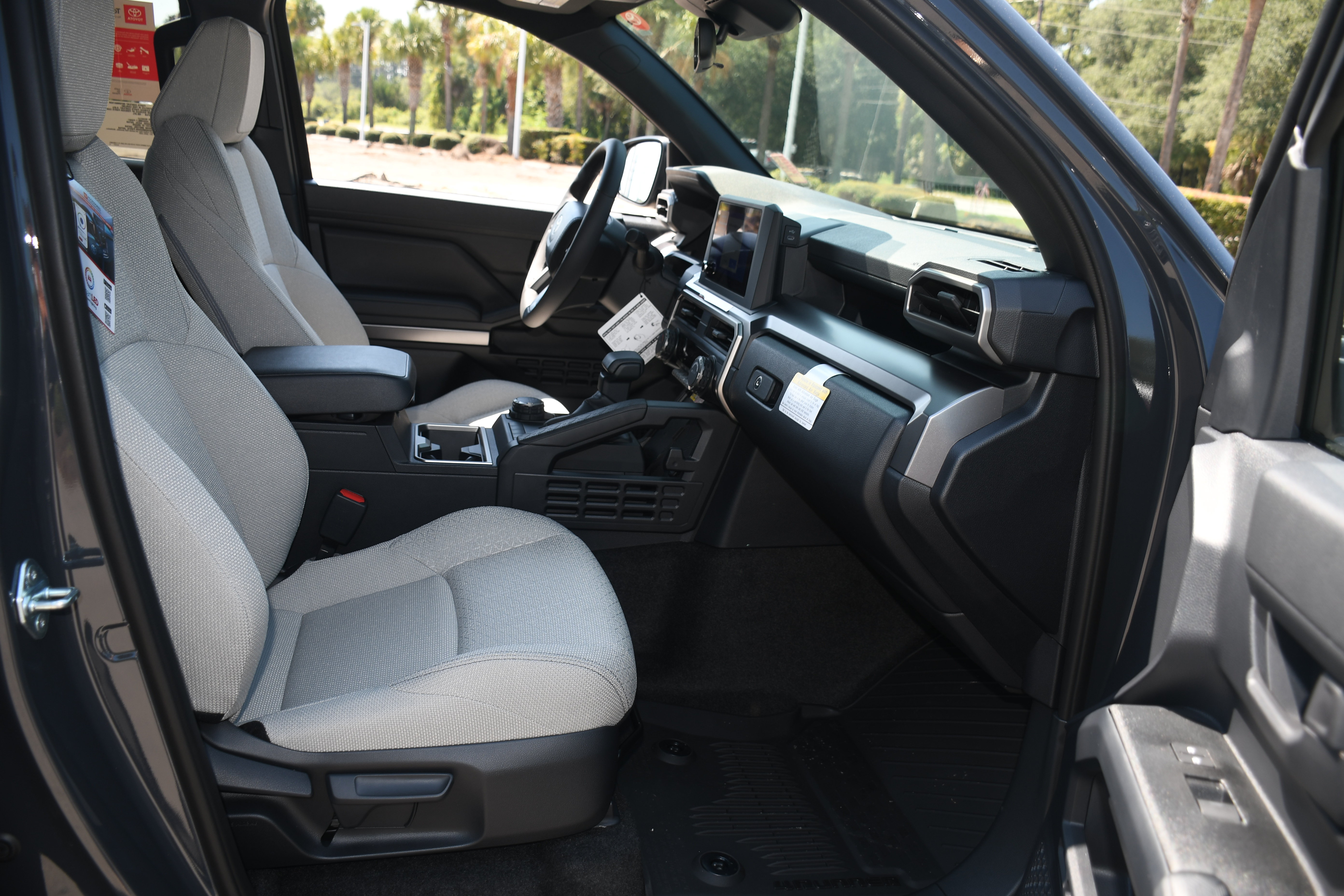 New 2026 Toyota 4Runner SR5 AWD/4WD image 11