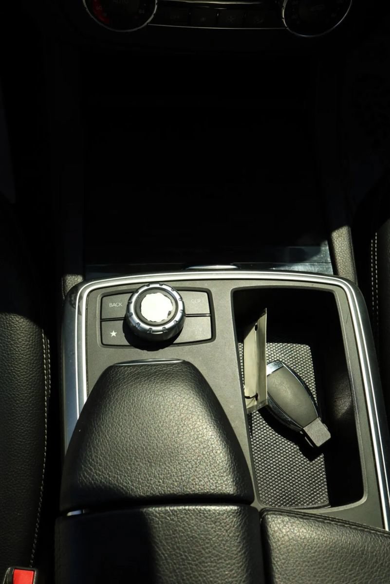 Used 2015 Mercedes-Benz ML 350 2WD image 29