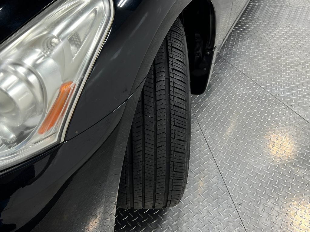 Used 2011 INFINITI G37 x w/ Premium Pkg image 36