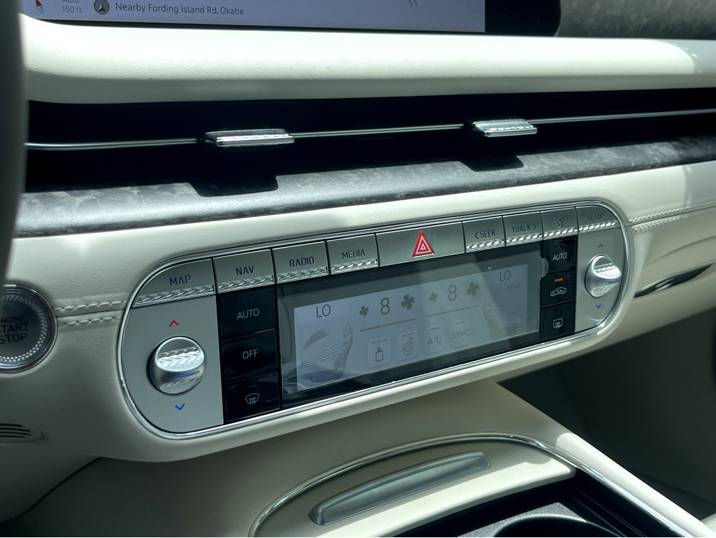 New 2025 Genesis G90 3.5T image 13