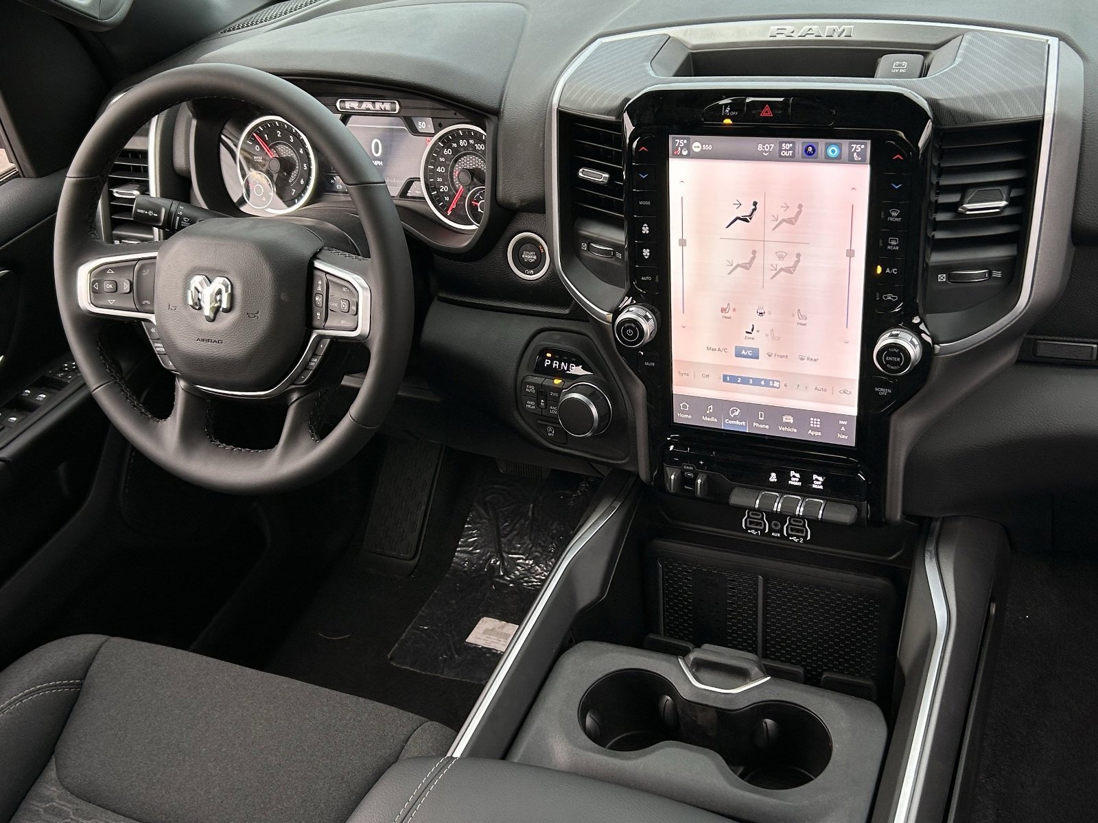 New 2026 RAM 1500 Big Horn AWD/4WD image 11