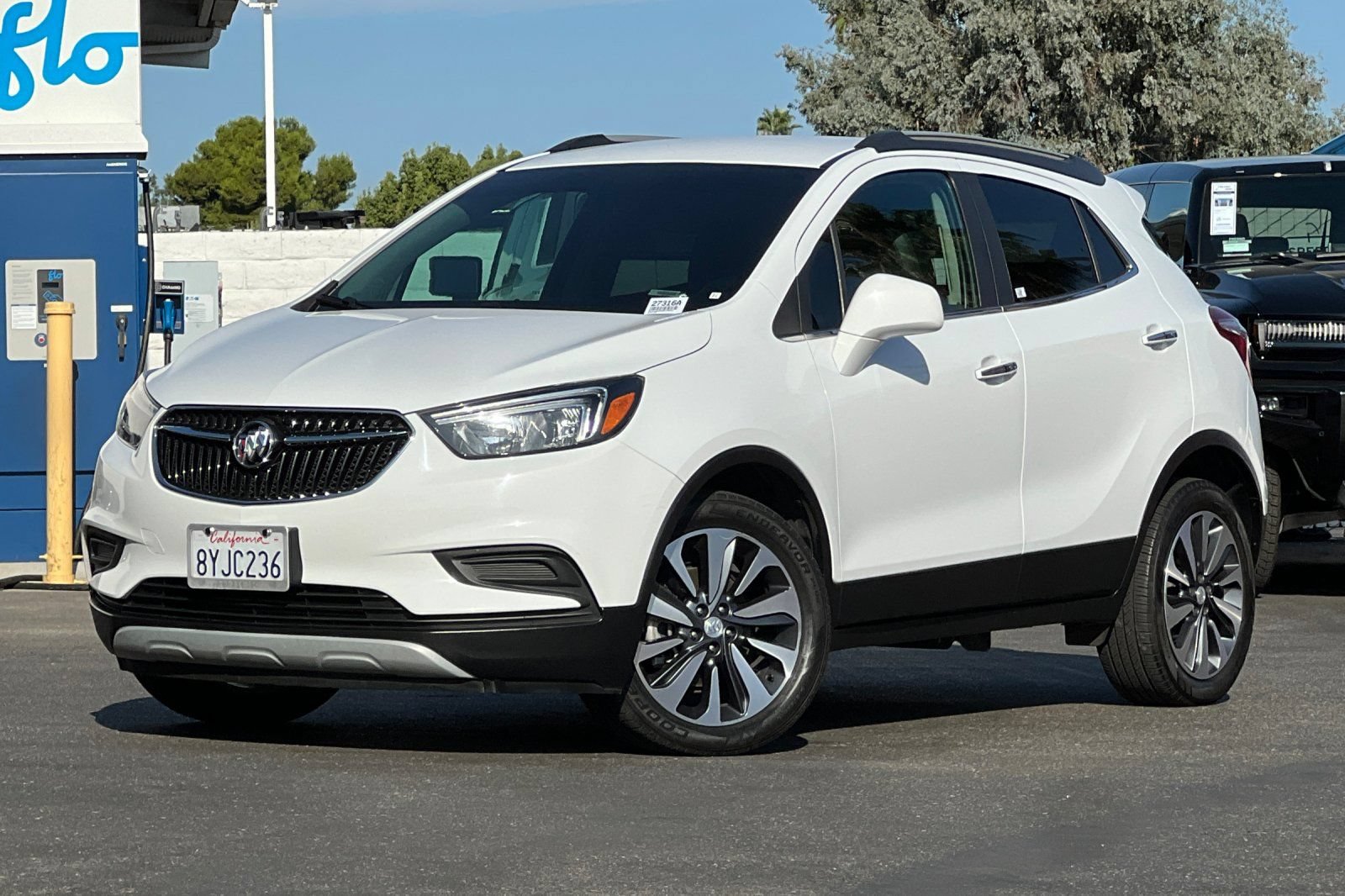 Used 2021 Buick Encore Preferred FWD image 9