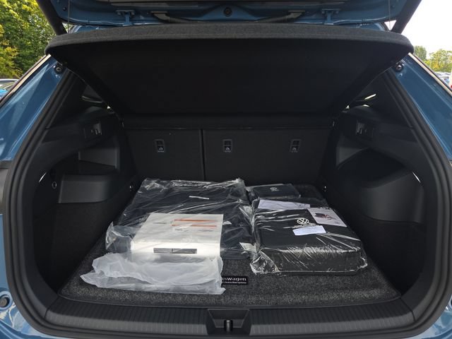 New 2026 Volkswagen Tiguan SE R-Line AWD/4WD image 7