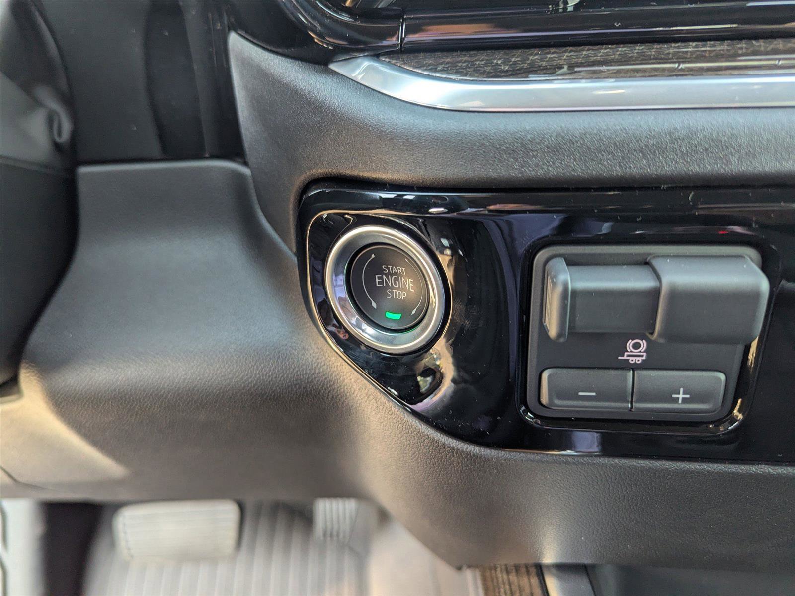 New 2025 Chevrolet Silverado 1500 RST w/ Convenience Package II image 28