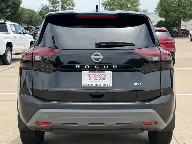 Used 2023 Nissan Rogue SV FWD image 5