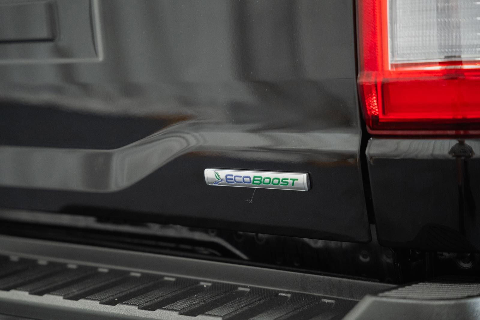 Certified 2023 Ford F150 Lariat w/ Equipment Group 502A High image 9