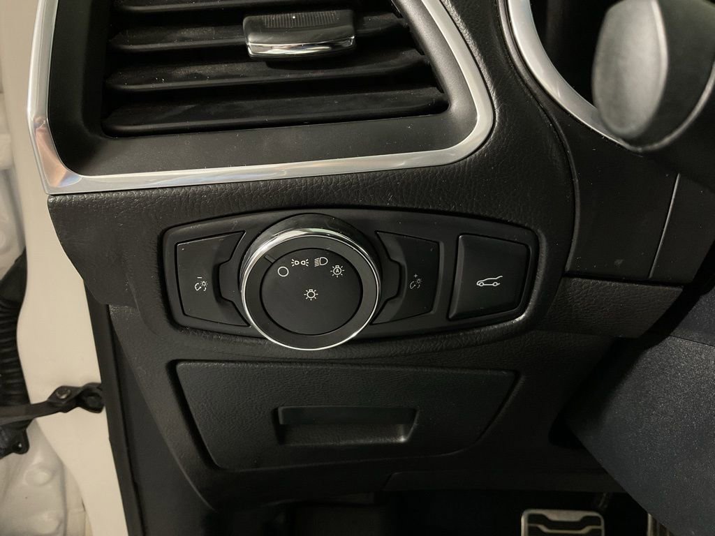 Used 2016 Ford Edge Sport AWD/4WD image 31