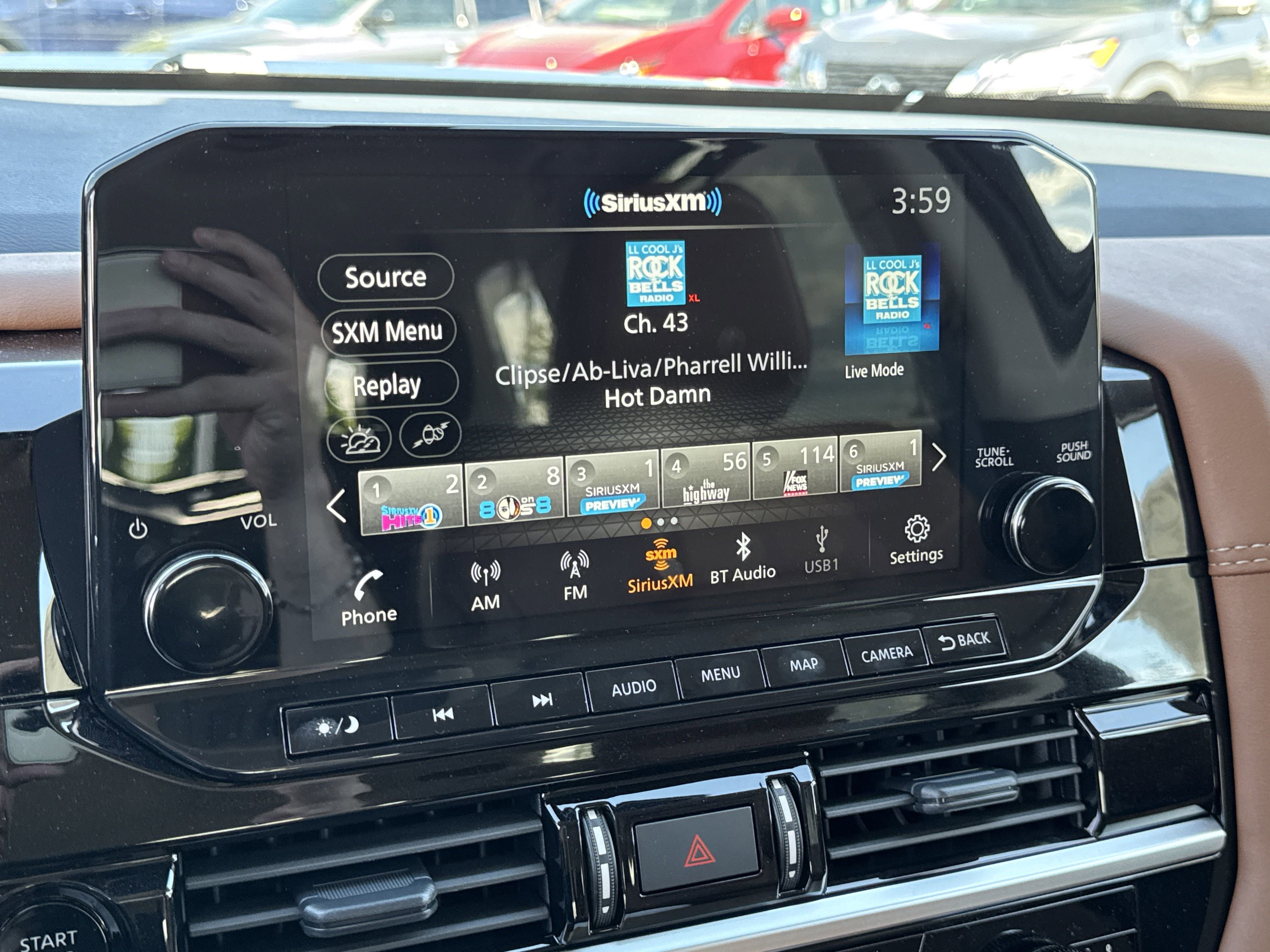 New 2025 Nissan Pathfinder Platinum w/ Cargo Package image 33