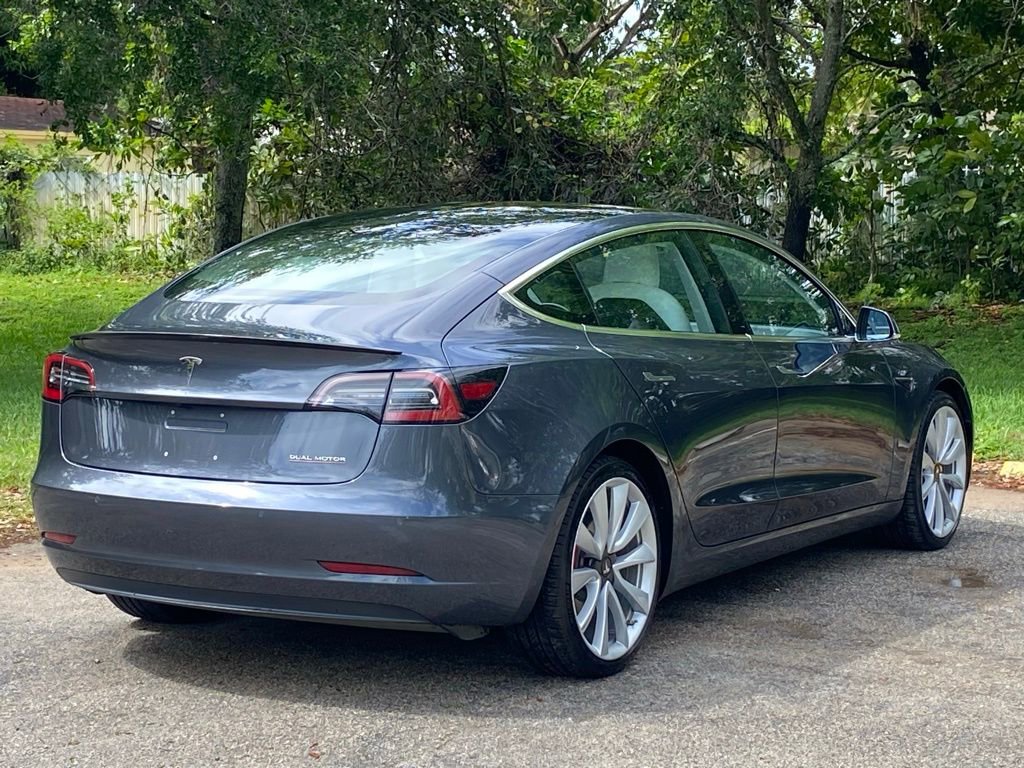 Used 2018 Tesla Model 3 Performance image 8