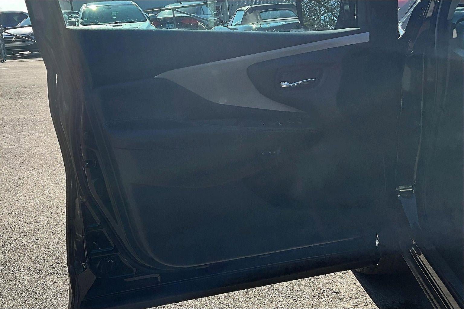 Used 2015 Nissan Murano SL w/ SL Technology Package FWD image 23