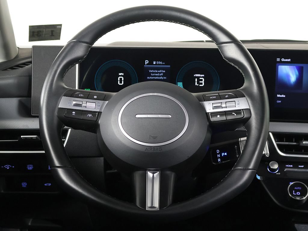 Certified 2025 Hyundai Sonata SEL FWD image 32