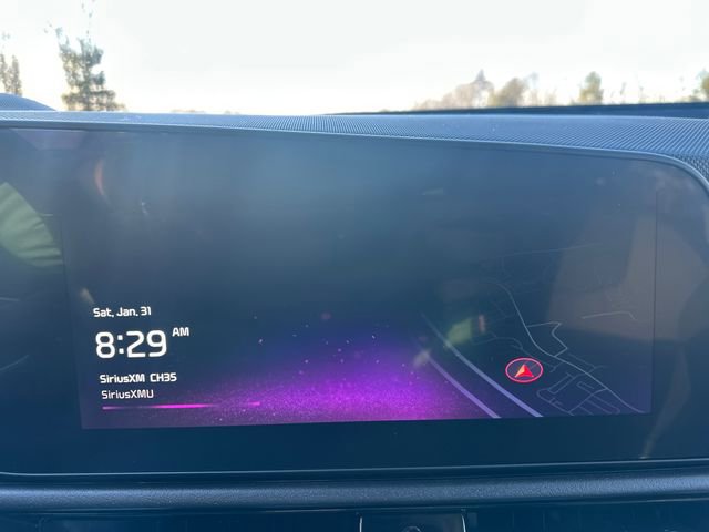 Used 2024 Kia Niro EX Touring image 31