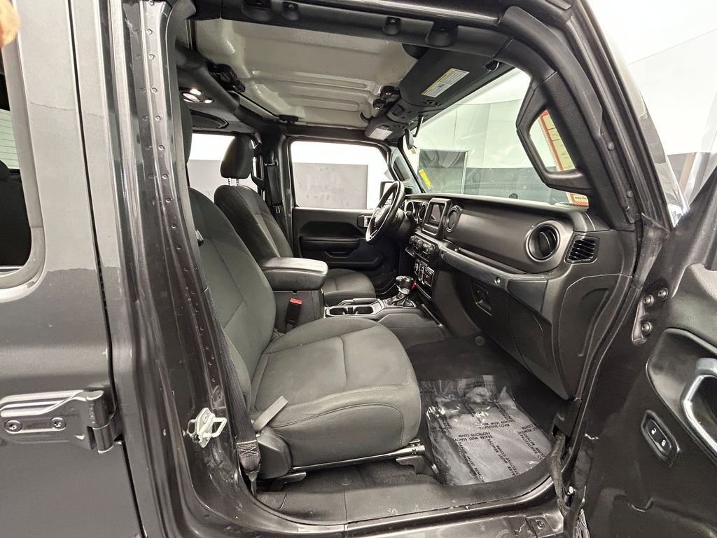 Used 2022 Jeep Gladiator Sport AWD/4WD image 34