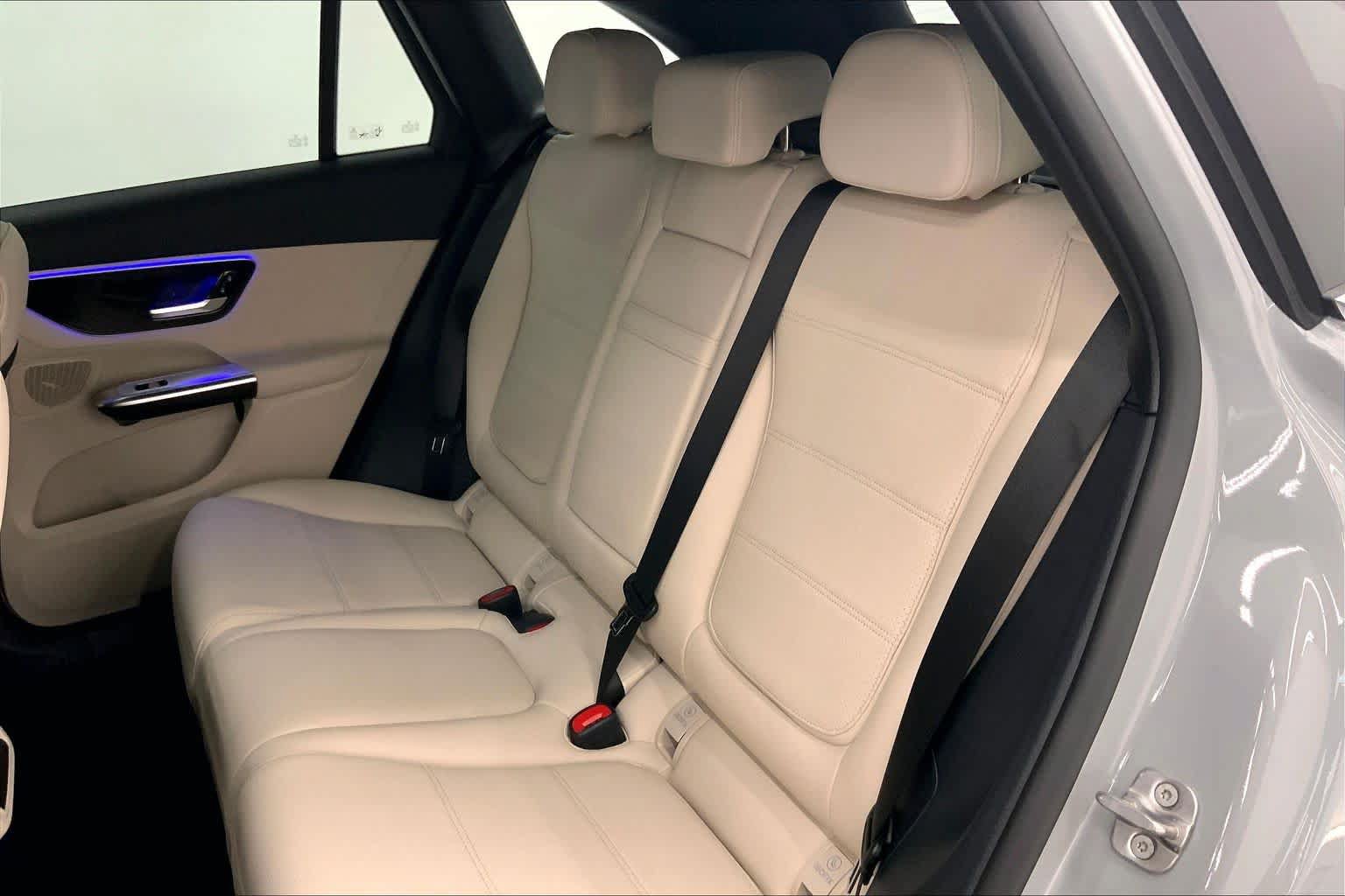 New 2027 Mercedes-Benz GLC 300 image 6