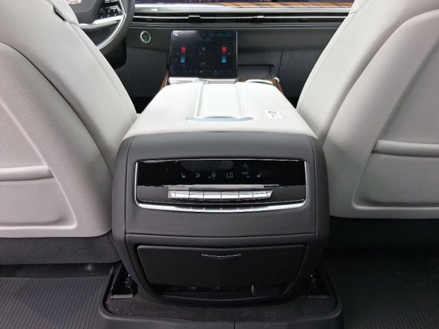 New 2026 Cadillac Escalade ESV Platinum Sport AWD/4WD image 29
