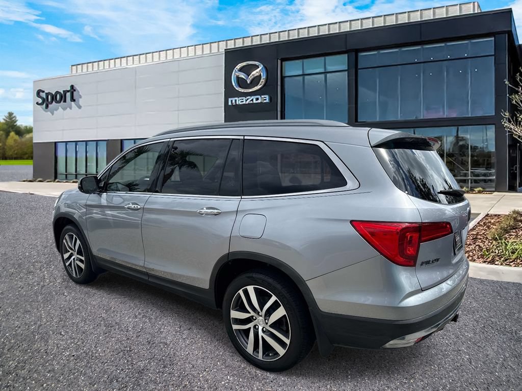 Used 2017 Honda Pilot Touring image 6
