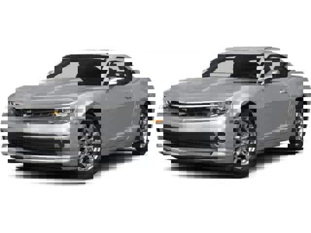 Used 2015 Chevrolet Camaro LS RWD image 4