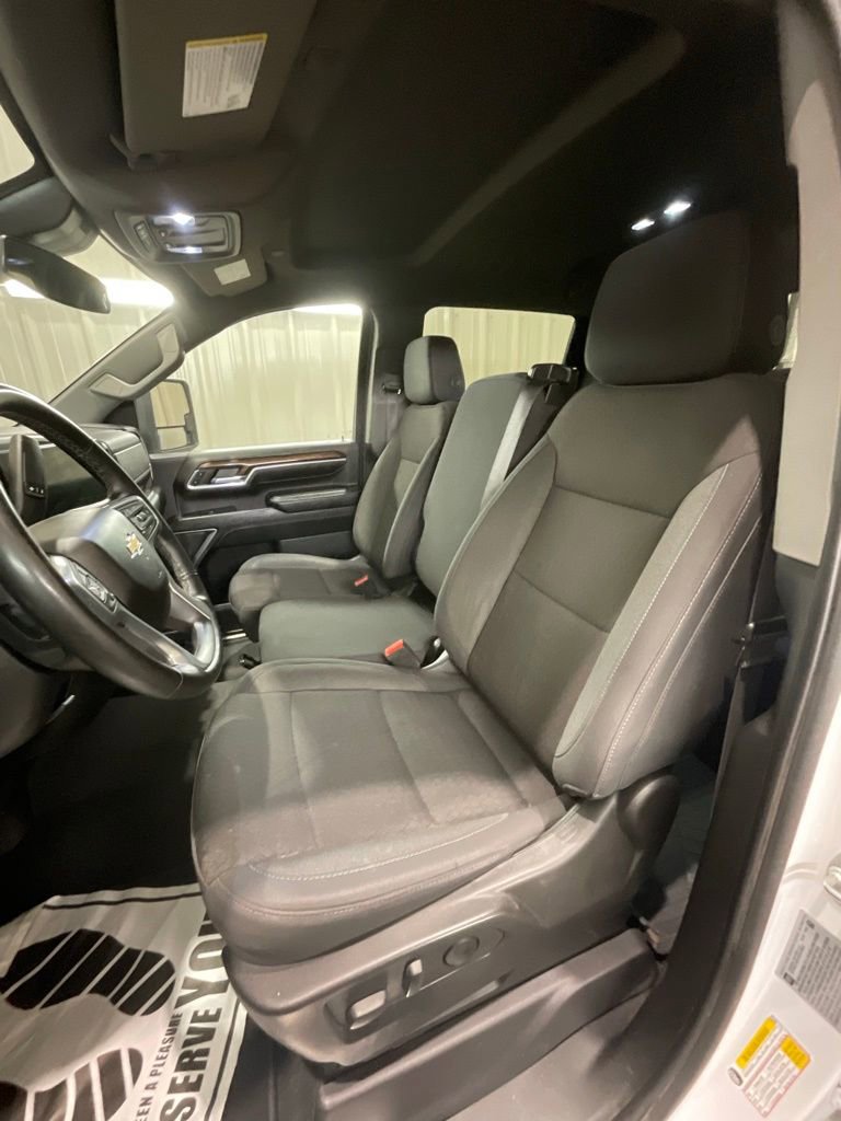 Used 2024 Chevrolet Silverado 2500 LT image 10