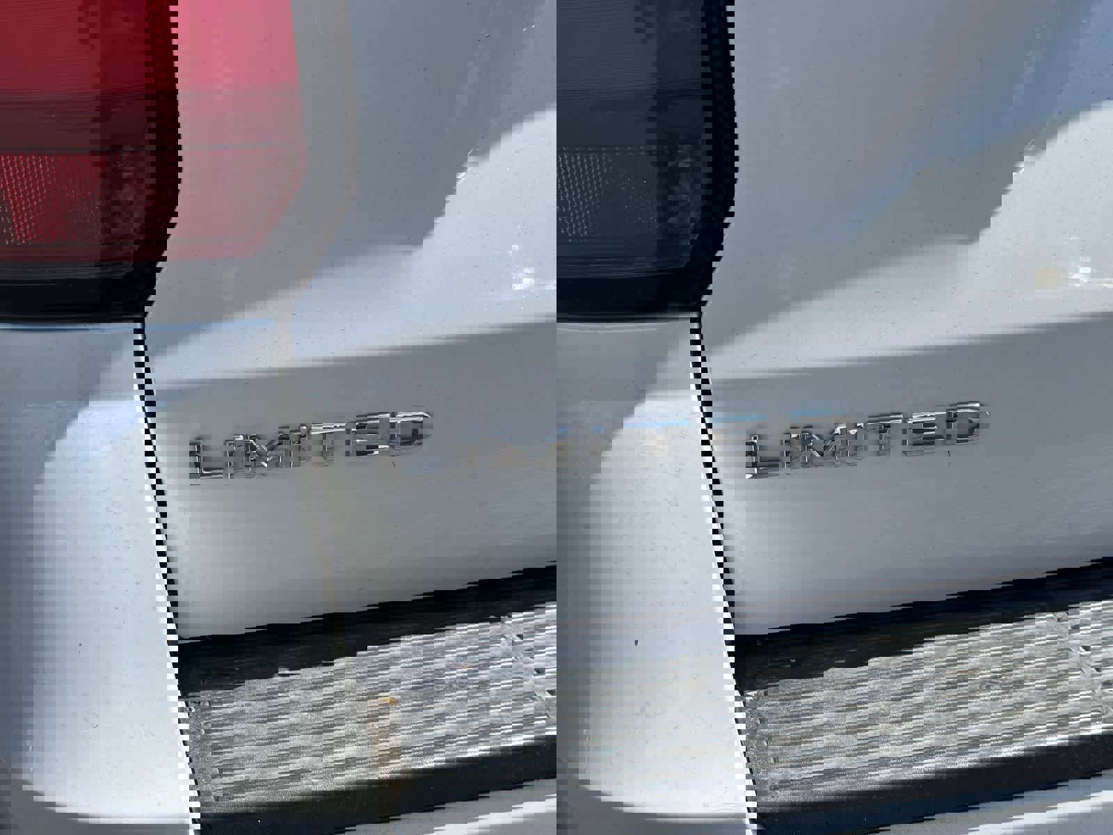 Used 2019 Ford Expedition Limited w/ Equipment Group 302A image 11