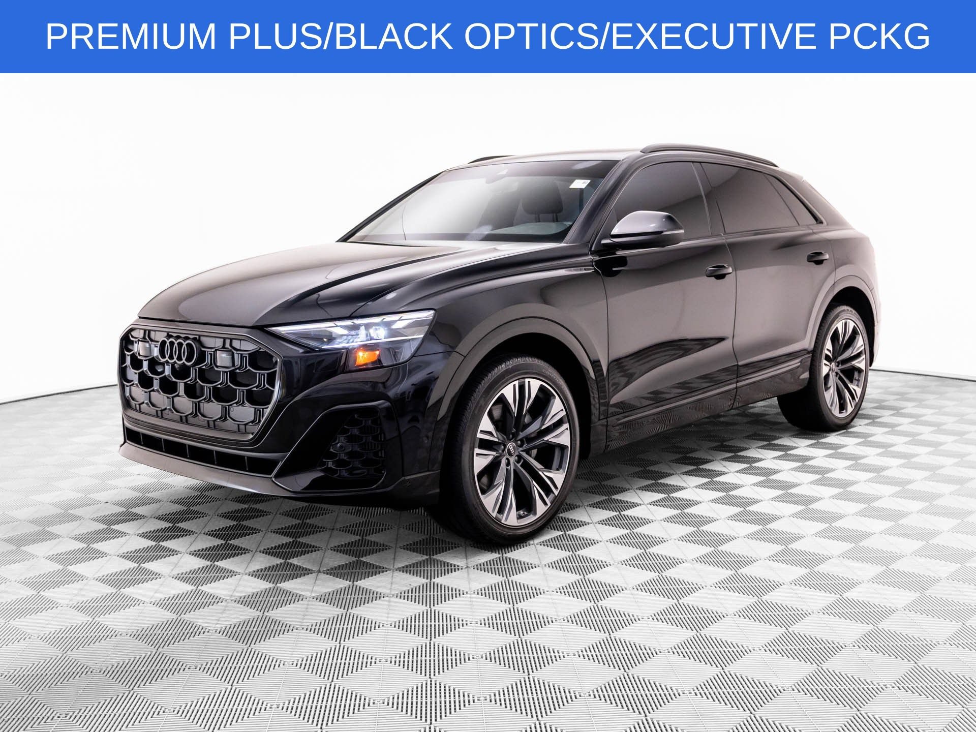 Used 2025 Audi Q8 Premium Plus AWD/4WD image 1