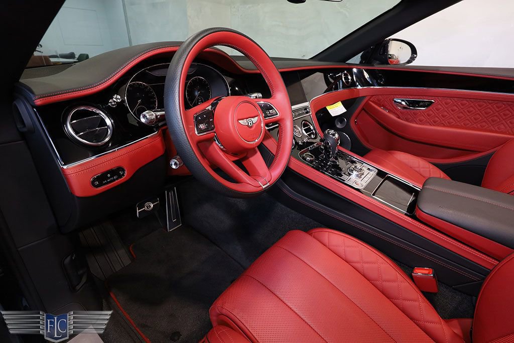 Used 2022 Bentley Continental GT image 28