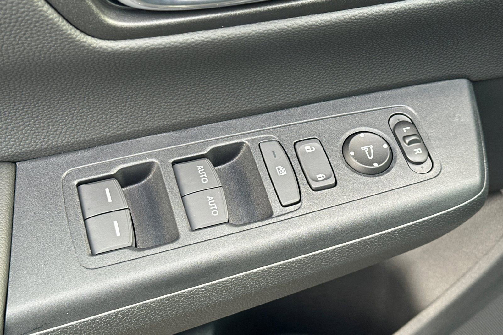 New 2026 Honda CR-V EX image 24