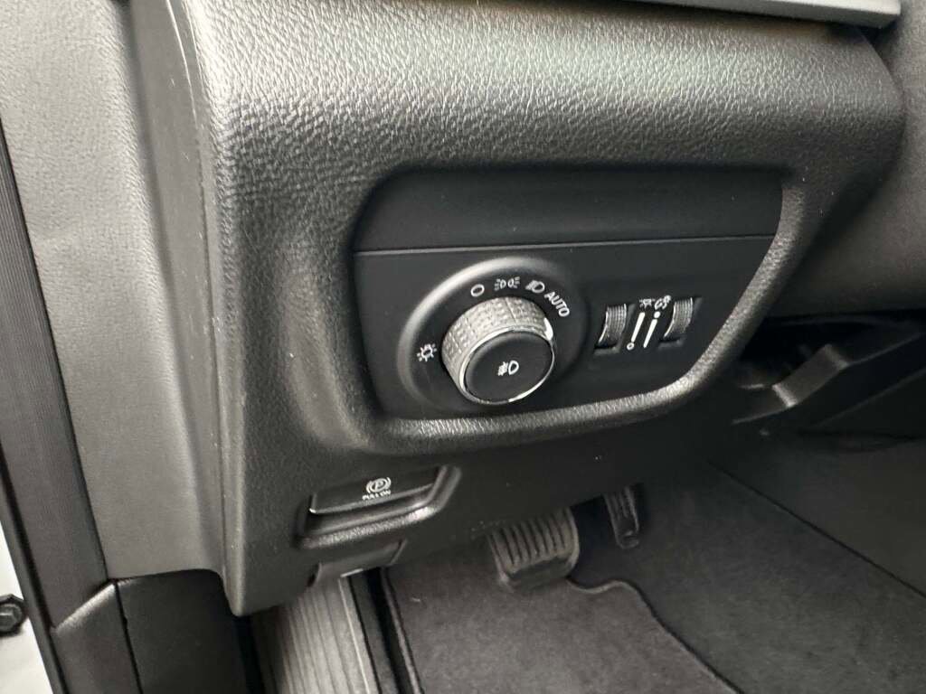 New 2025 Jeep Grand Cherokee L Limited image 20