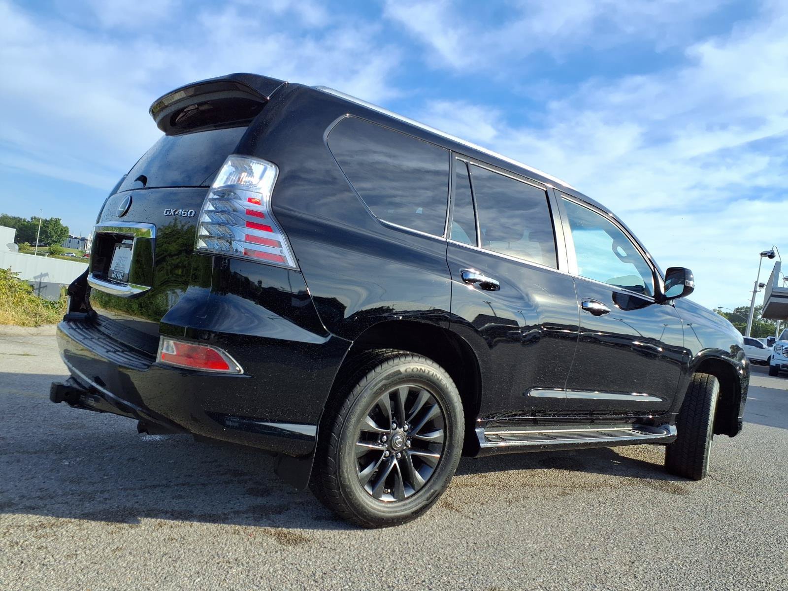 Used 2021 Lexus GX 460 Premium w/ Premium Package AWD/4WD image 36