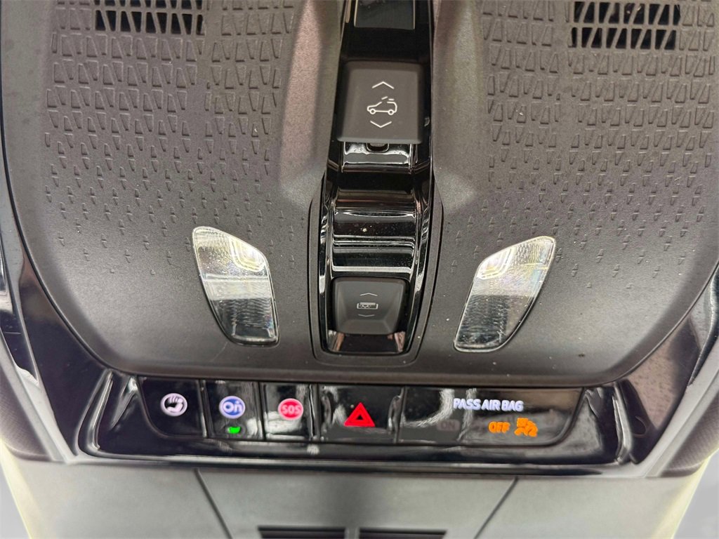 Certified 2024 Cadillac Lyriq Luxury w/ Nappa Leather Package image 29