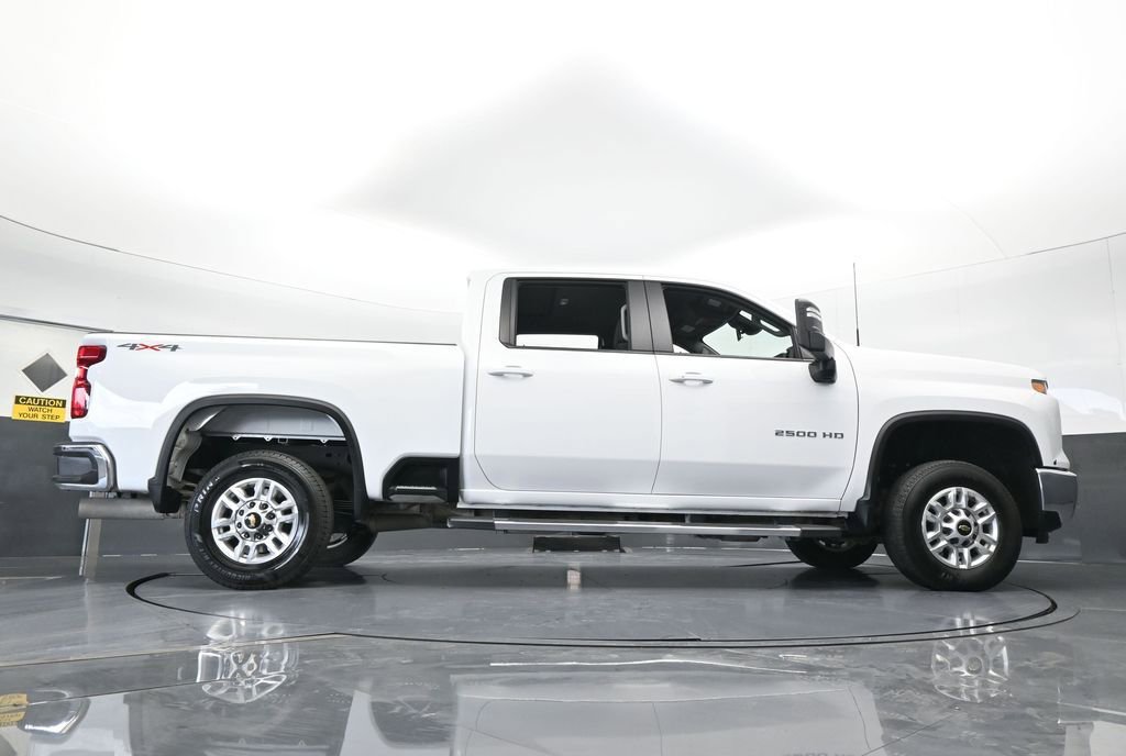 Used 2025 Chevrolet Silverado 2500 LT w/ Convenience Package image 59