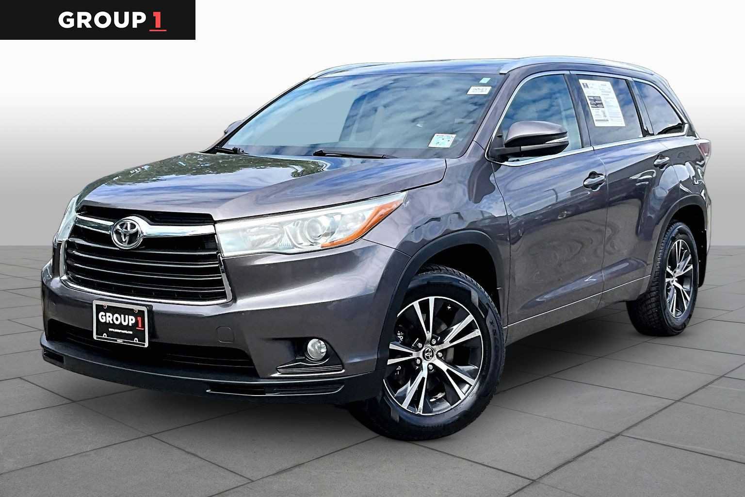 Used 2016 Toyota Highlander XLE AWD/4WD image 1