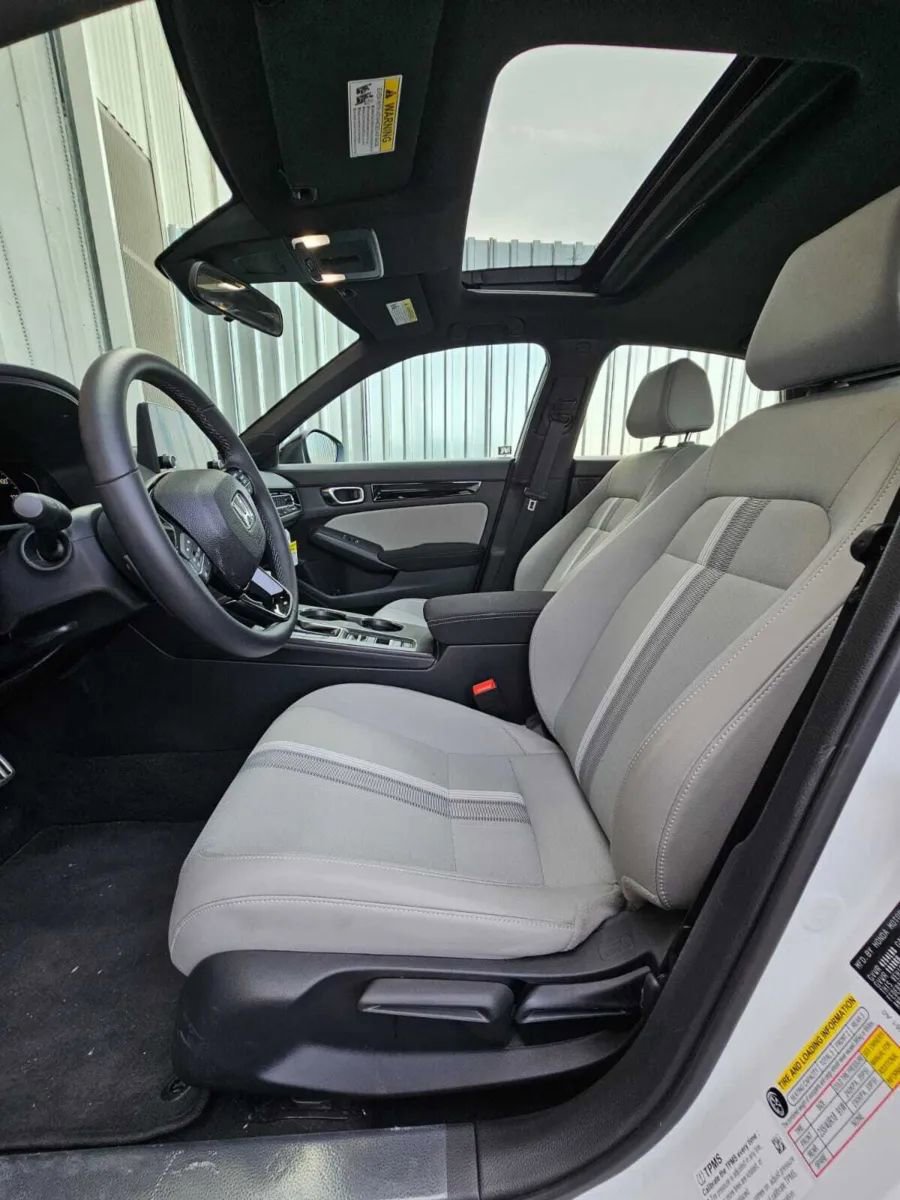 Used 2025 Honda Civic Sport image 12