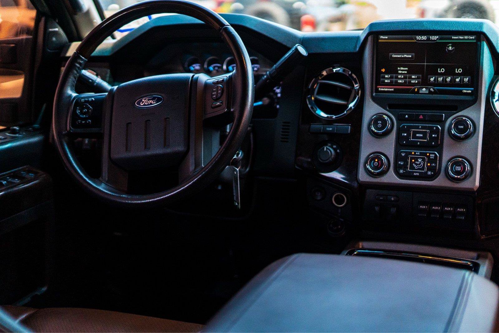 Used 2015 Ford F450 Platinum AWD/4WD image 29