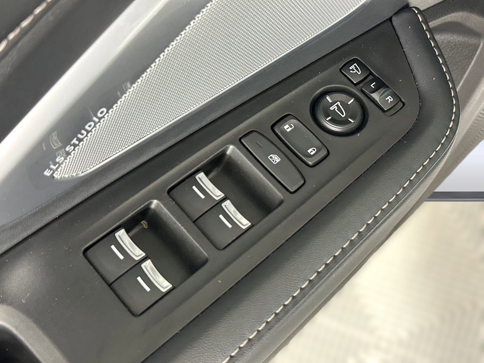 Used 2021 Acura RDX AWD w/ Advance Package image 23