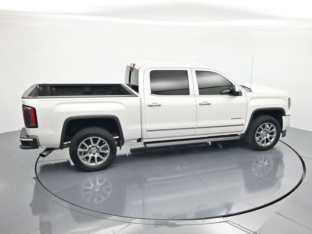 Used 2018 GMC Sierra 1500 Denali AWD/4WD image 33