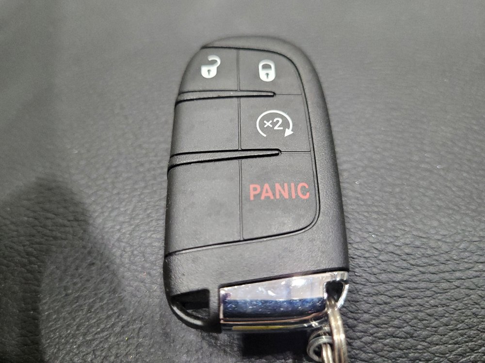 Used 2019 Jeep Compass Latitude AWD/4WD image 32