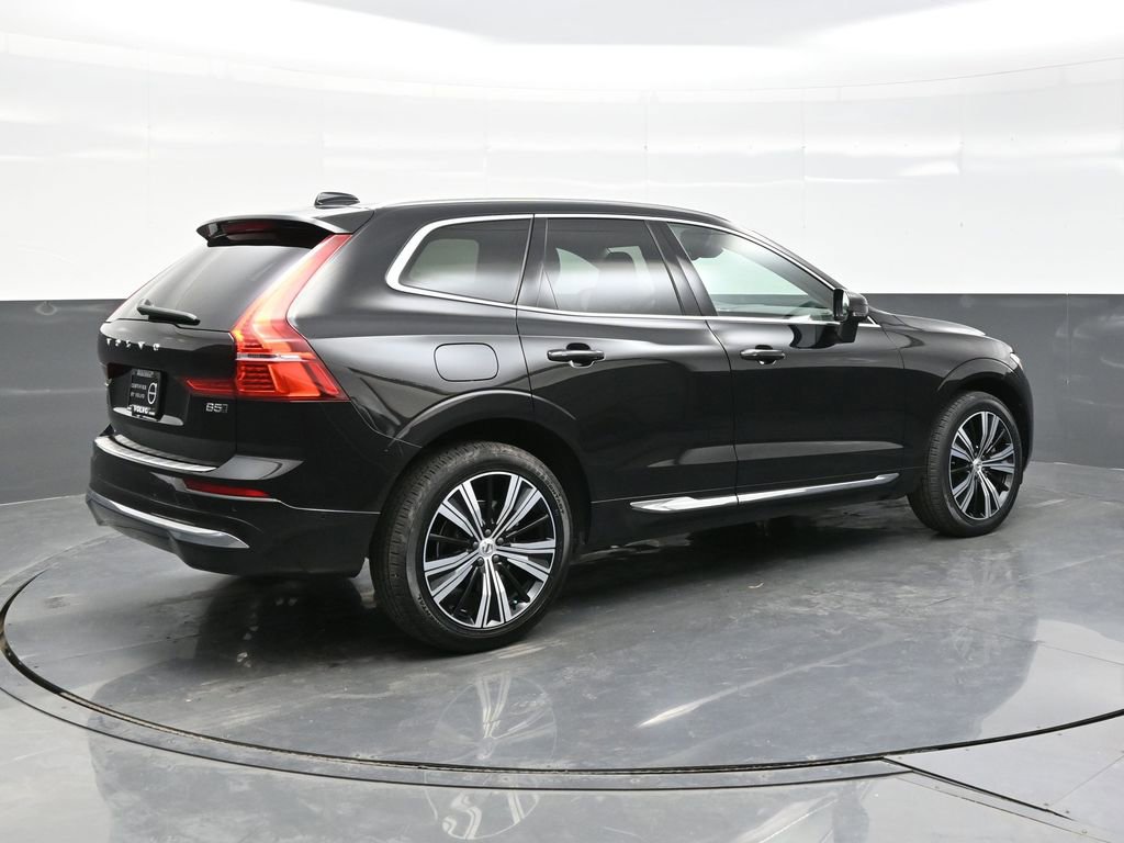 Used 2023 Volvo XC60 B5 Plus w/ Climate Package image 7