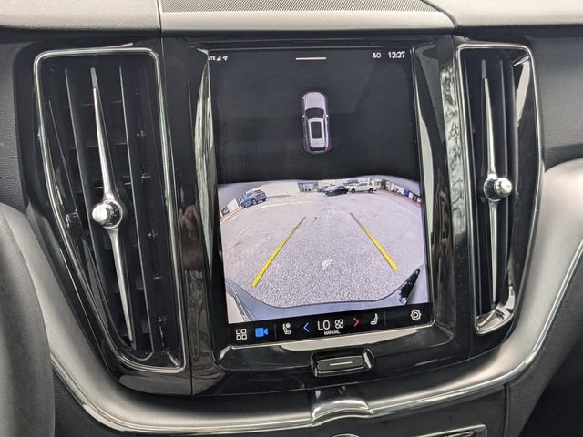 Certified 2025 Volvo XC60 B5 Core image 28