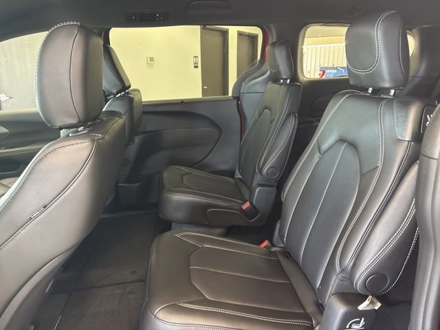 New 2026 Chrysler Pacifica Select image 18