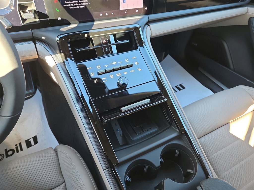 New 2026 Porsche Panamera 4 image 14