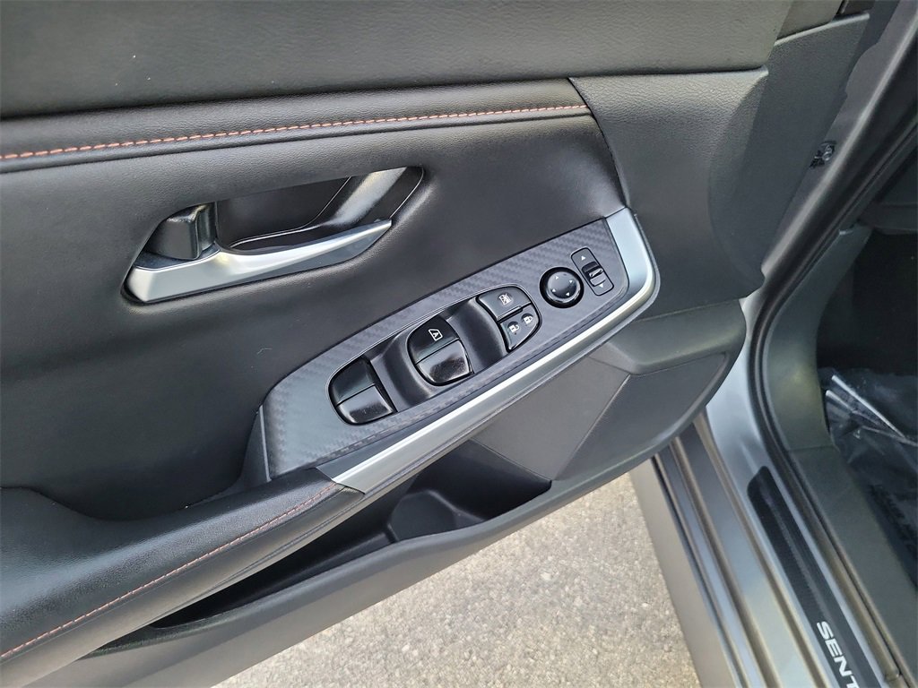 Used 2023 Nissan Sentra SR w/ Trunk Package image 14