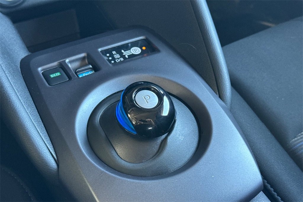 Used 2023 Nissan Leaf S image 20