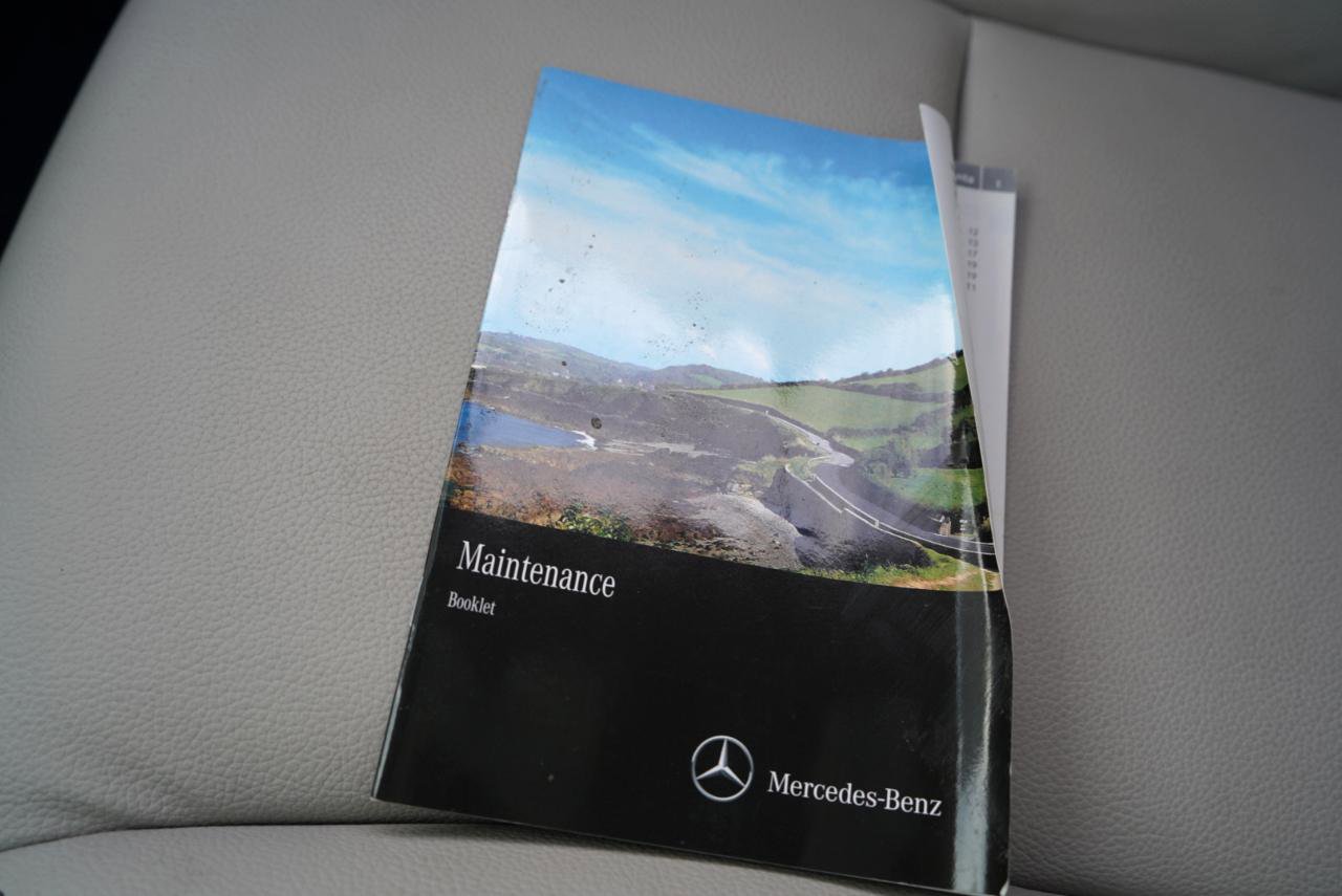 Used 2015 Mercedes-Benz SLK 250 image 65