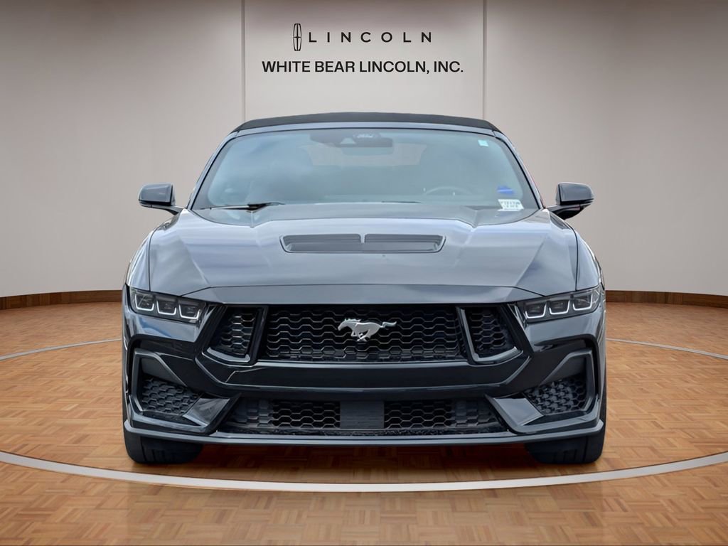 Used 2025 Ford Mustang GT Premium RWD image 2