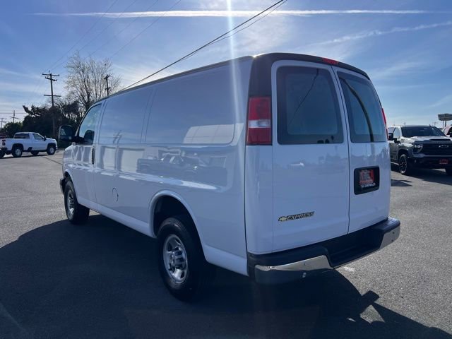 Used 2024 Chevrolet Express 2500 w/ Driver Convenience Package image 8