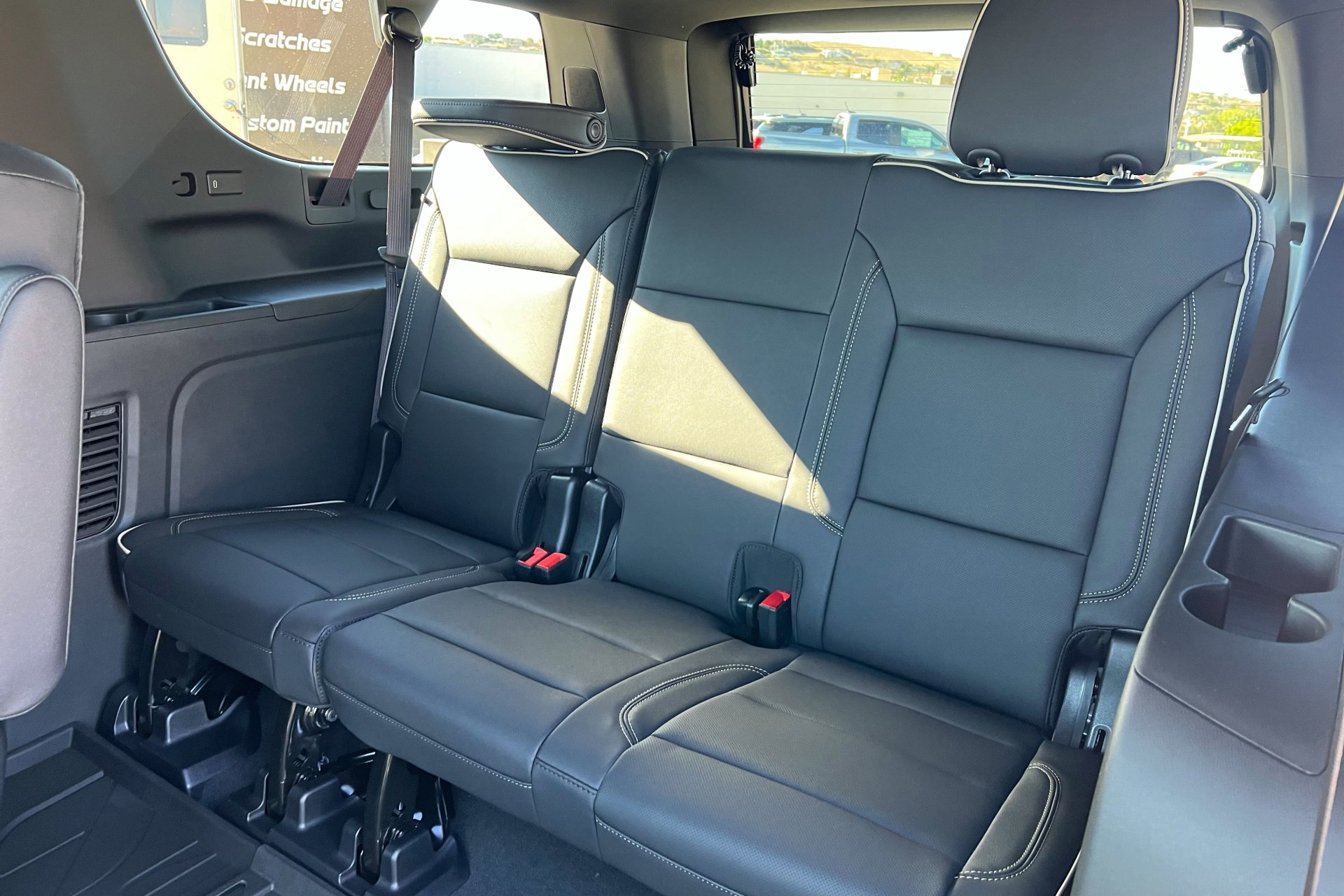 New 2026 Chevrolet Suburban Premier image 25