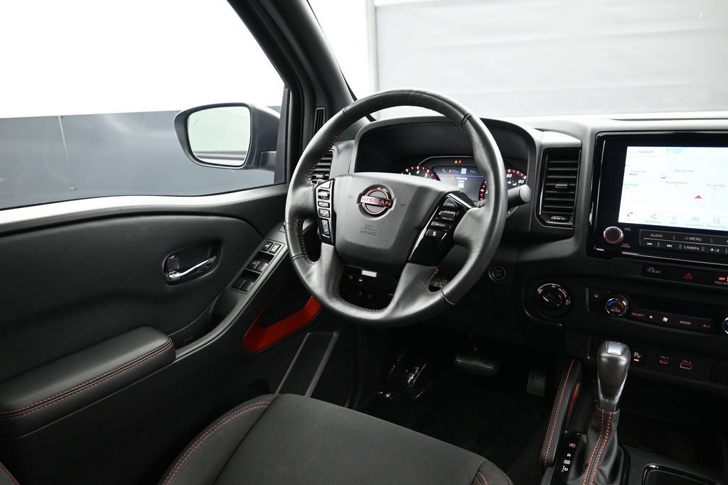 Certified 2023 Nissan Frontier PRO-4X w/ Technology Package AWD/4WD image 32