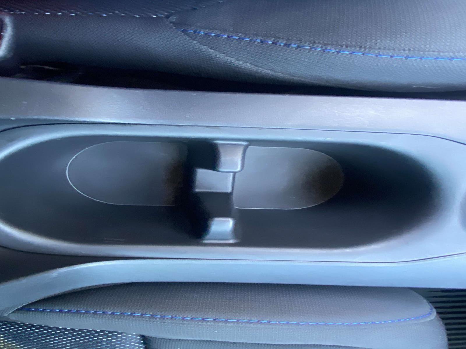 Used 2024 Toyota Corolla Cross SE image 32