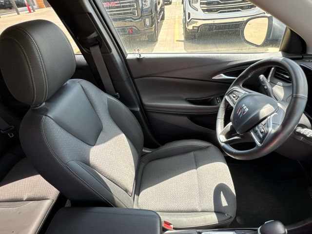 Used 2024 Buick Encore GX Preferred w/ Comfort Package FWD image 15
