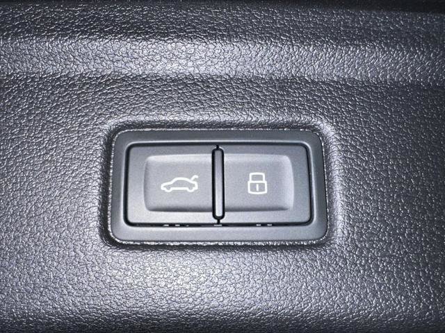 Used 2023 Audi A5 2.0T Premium w/ Convenience Package AWD/4WD image 9